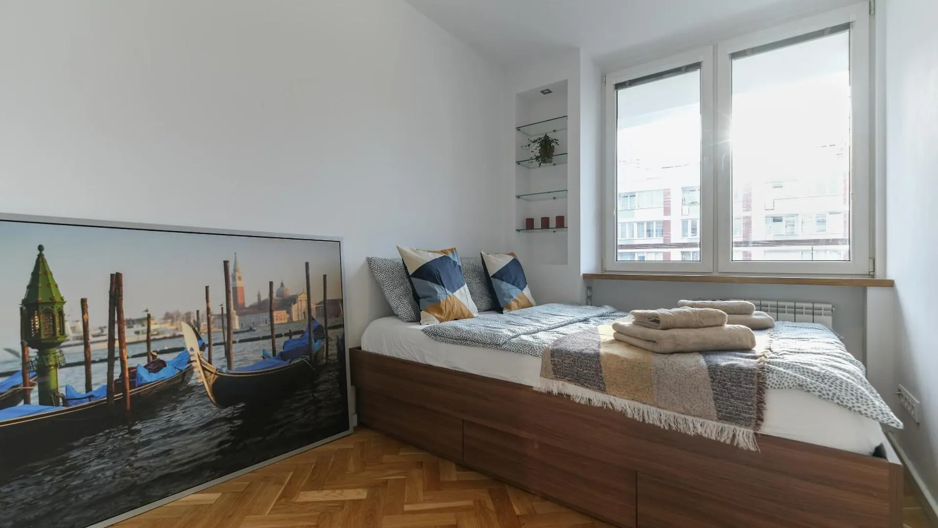 Apartment Home Dream Apartamenty Krolewska 43 Warsaw Poland